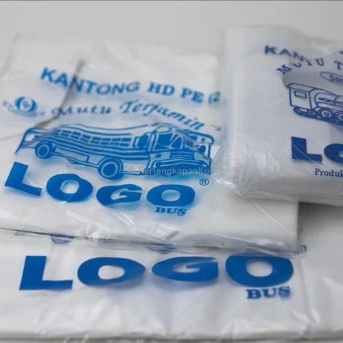 Plastik Loco/Logo Putih Susu Tebal Semua Ukuran ( UK 17 - 40 )